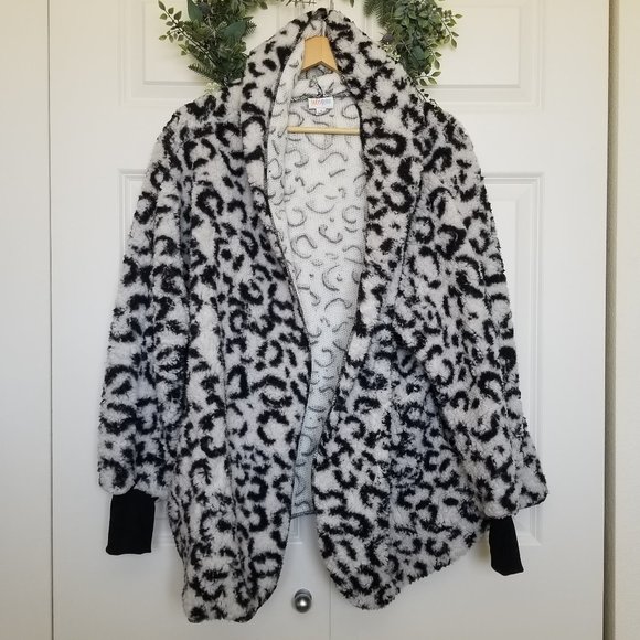 Lularoe Teddy Bear Hooded Jacket- Size 10-20 - Picture 1 of 6